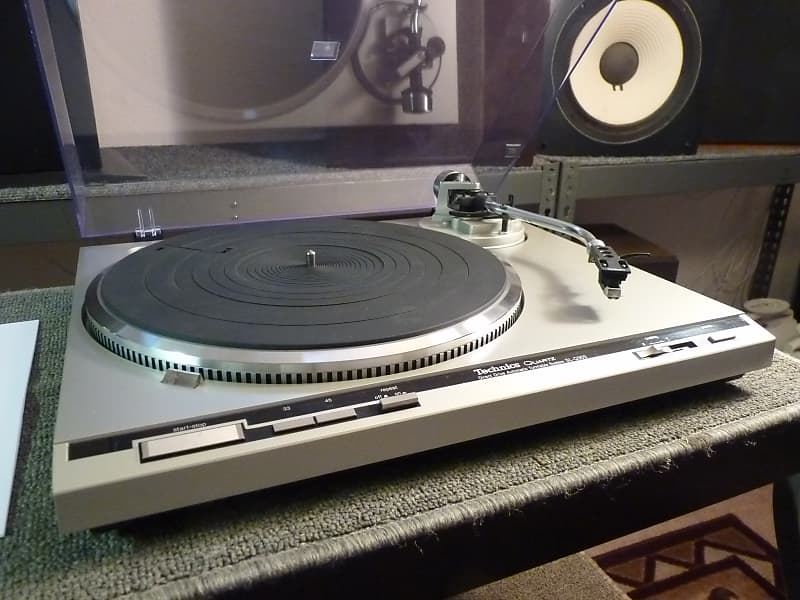 Technics SL-Q303 - Restored Full Automatic Direct Drive Turntable - Polished Cover - ADC Series IV image 1