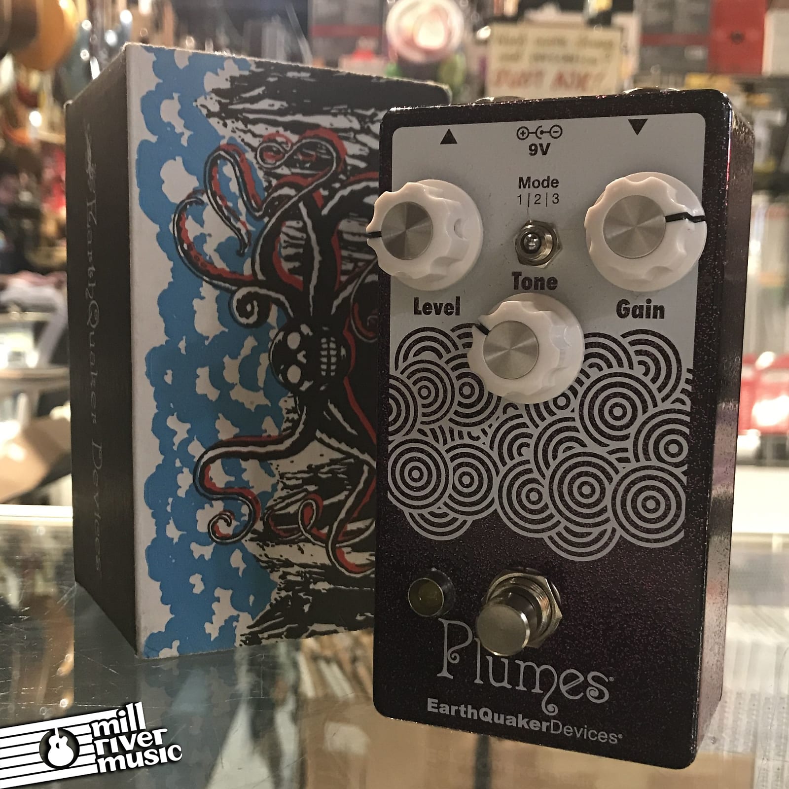 Earthquaker Devices Plumes Purple w/Box Used