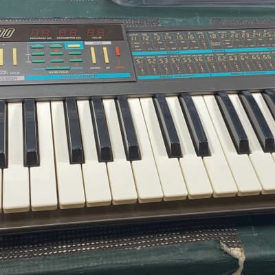 Korg Poly-800 - Includes Power Supply and Owner's Manual!