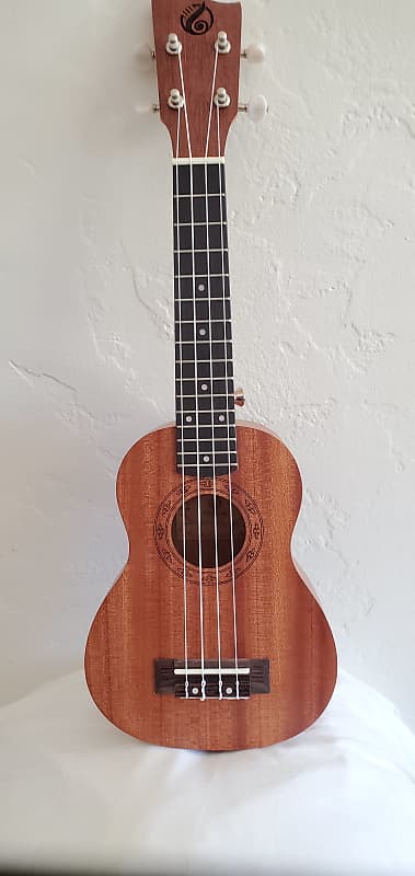 Grape ukulele deals