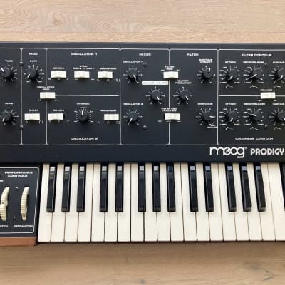 Moog Prodigy 32-Key Monophonic Analog Synthesizer 1979 - 1984 - Black (Serviced / Warranty)