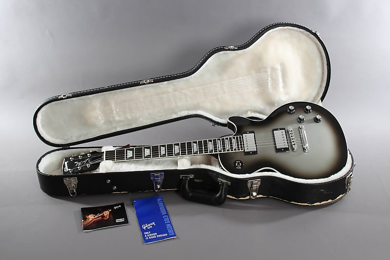 Gibson Guitar Of The Week #16 Les Paul Classic Custom Silverburst 