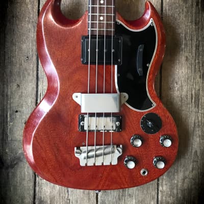 1961 Gibson EB3 Bass in Cherry finish. Comes with a hard shell case for sale
