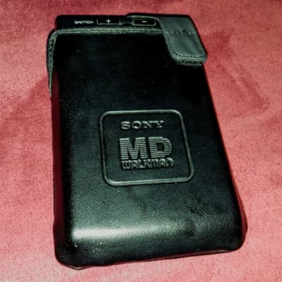 VINTAGE Sony MZ-E40 Mini disc Walkman Player W/ Case 1997 Black/Grey image 4