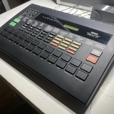 Yamaha RX7 Drum Machine - Excellent Condition