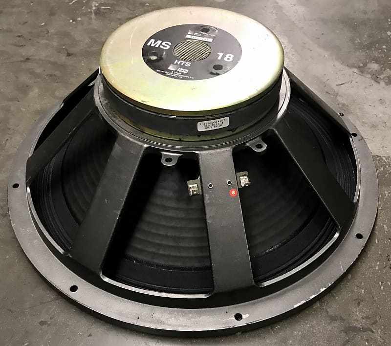 Meyer Sound MS18 subwoofer speaker 一本 Meyer Sound MS18 subwoofer speaker 一本 Meyer Sound MS18