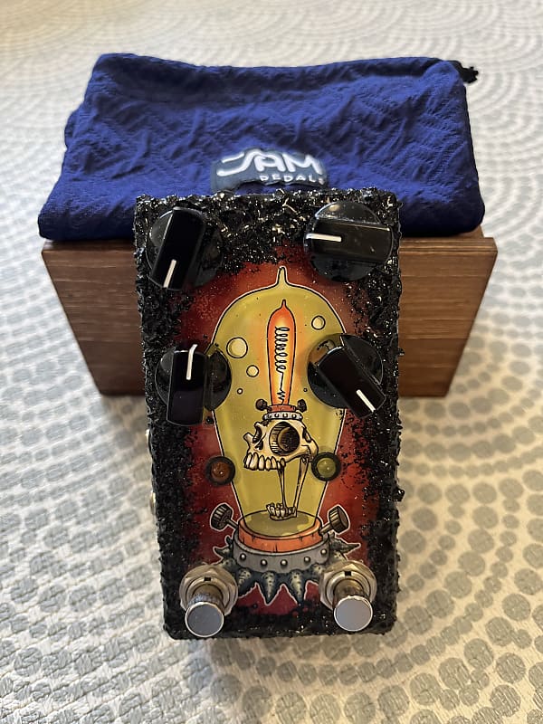 JAM Pedals LucyDreamer Bass