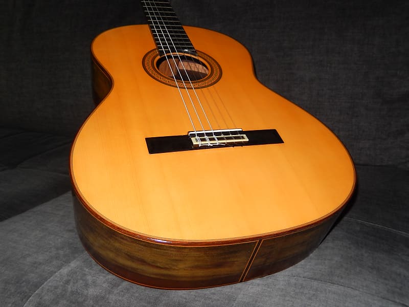 TOP OF THE LINE - RYOJI MATSUOKA M300 1990 - HEAVENLY CLASSICAL CONCERT  GUITAR - BRAZILIAN ROSEWOOD