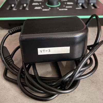 Roland AIRA VT-3 Voice Transformer | Reverb