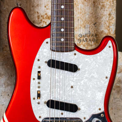 2002 Fender Japan Mustang 69 Vintage Reissue Candy Apple Red Competition Stripe offset guitar - CIJ image 7