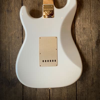 2021 Fender CS LTD Edition 75th Annie Stratocaster NOS Diamond White Pearl image 11
