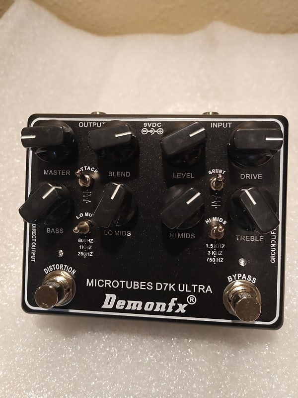DemonFX Microtubes D7K Ultra Bass Preamp & Overdrive Boost