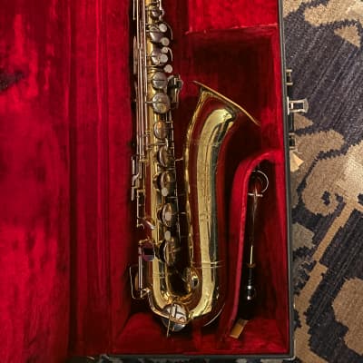 Buescher Aristocrat Series IV Tenor Sax 1970s