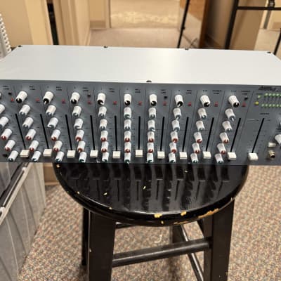 配信機器・PA機器・レコーディング機器 ALESIS MULTIMIX 12R 配信機器・PA機器・レコーディング機器 ALESIS MULTIMIX 12R