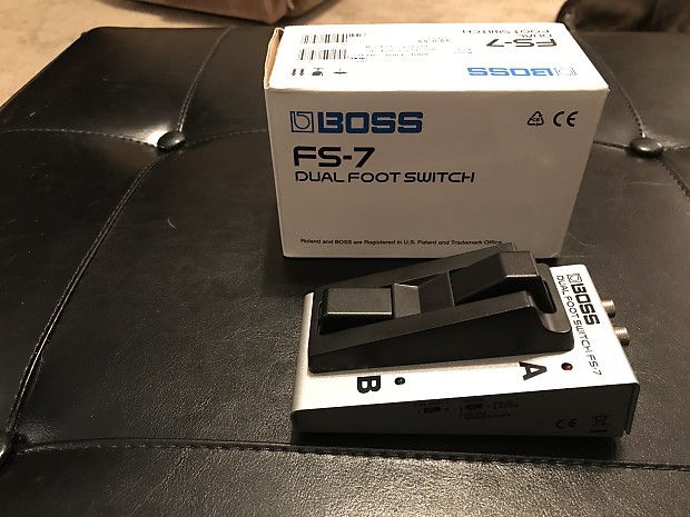 Boss GT-1 Multi-Effects Processor w/Boss FS-7 and power