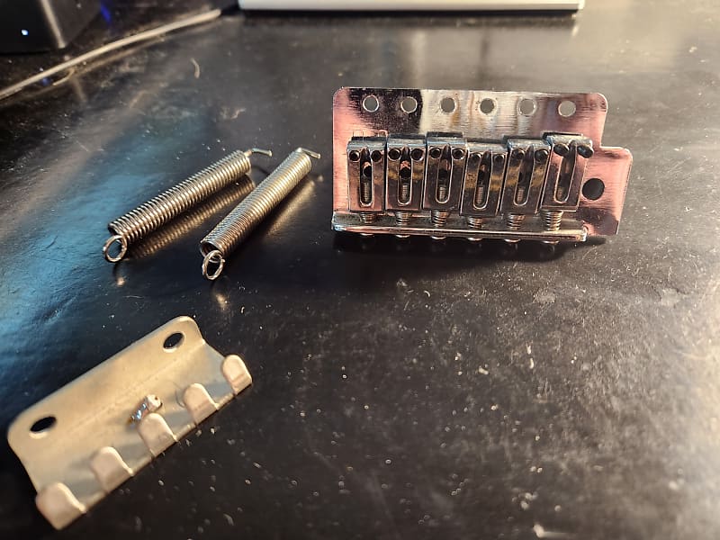 Right Handed VintageStyle Strat Tremolo Bridge Reverb