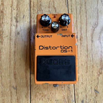 Vintage Aug 1979 BOSS DS-1 Distortion-Silver Screw Long Dash