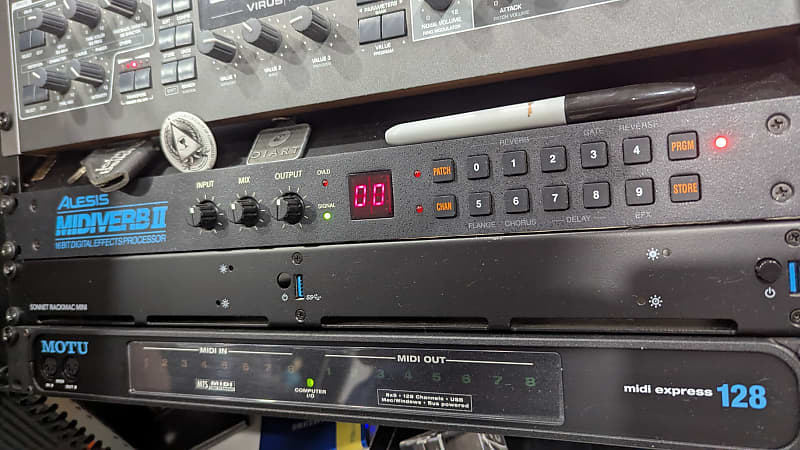 Alesis Midiverb II 16-Bit Digital Effects Processor