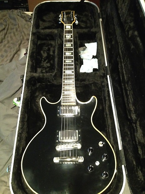 Alex shop axe guitar