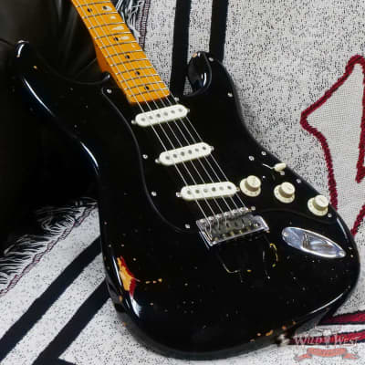 2021 Fender Custom Shop Team Built David Gilmour Signature Stratocaster Relic Black over 3 Tone Sunburst image 9