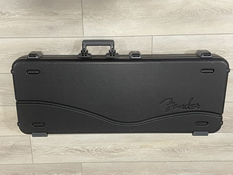 FENDER DELUXE MOLDED CASE – STRATO/TELE | nate-hospital.com