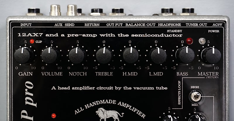 Albit A1BP PRO 12AX7 Tube & Pre-Amp W/ Semiconductor - Hand