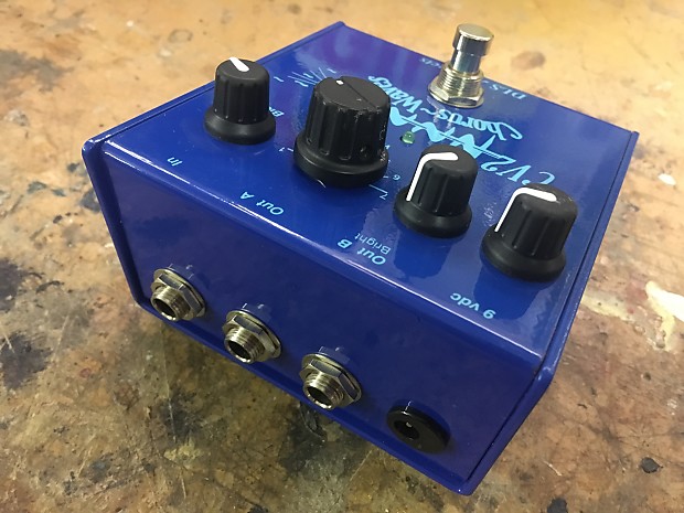 DLS Effects Chorus Waves CV2 Guitar Pedal | Reverb UK