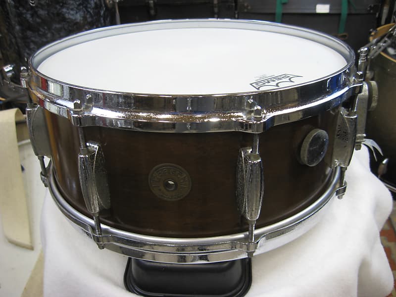 Gretsch 5X14 Round Badge Snare Drum (Lot6113-6143) 50's/60's - Walnut  Stain