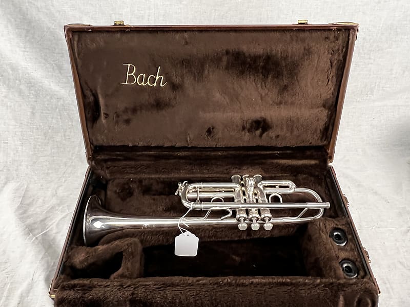 Vincent Bach Model 239 Stradivarius CL Vincent Bach Model 239 Stradivarius CL