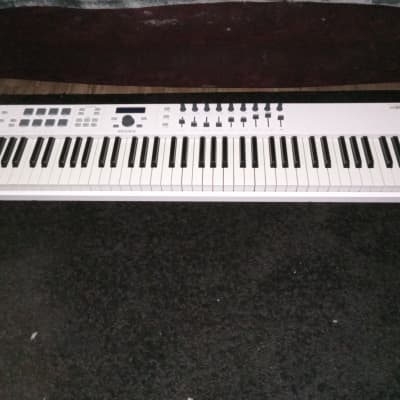 Arturia KeyLab Essential 88 Black Editiinon MIDI Controller 2021 - Present - Black