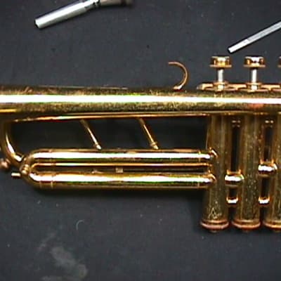 A U.S.A. MadeThe Regent Bb Trumpet in it's Original Case & Ready to Play   29 T image 5
