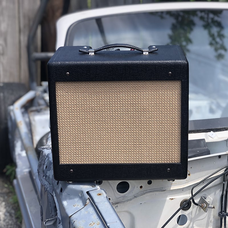 Black elephant tolex