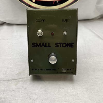 Electro-Harmonix Sovtek Green Russian Small Stone Phaser Phase Shifter phasor Pedal - large chassis - missing 1 knob + battery cover image 2