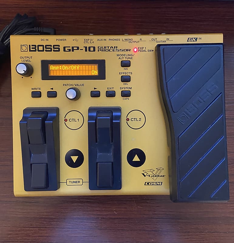 BOSS ボス GP-10 GUITAR PROCESSOR Amazon.com: Boss GP-10 Guitar Processor with GK-3 Pickup