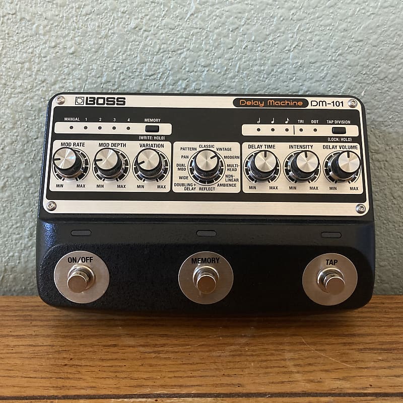 Boss DM-101 Delay Machine