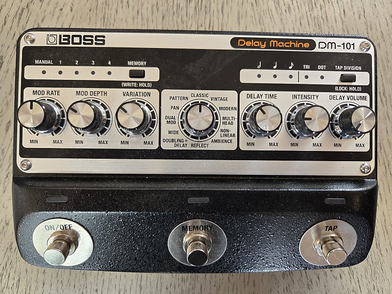 Boss DM-101 Delay Machine