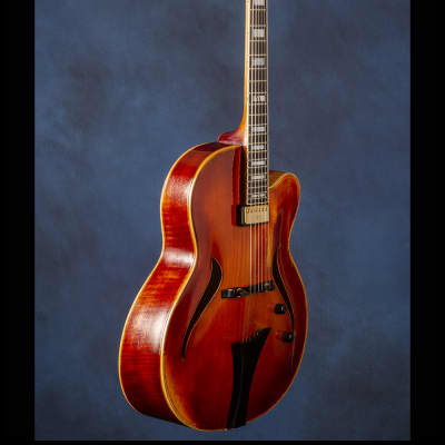 Hofner Jazzica Custom Vintage - 'Factory Aged' 2003 Faded vintage 'Celloburst' image 10