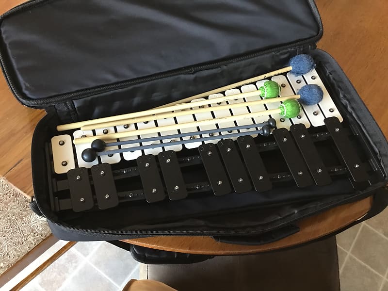 Percussion Plus xylophone with carry bag and extra sticks Reverb
