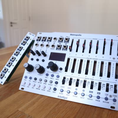 Intellijel Designs Metropolix モジュラーシンセ intellijel Metropolis モジュラーシンセ Intellijel Designs