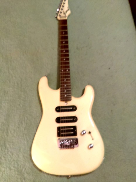 Vision Stratocaster