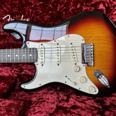 Fender Stratocaster 60th Diamond Anniversary left handed image 3