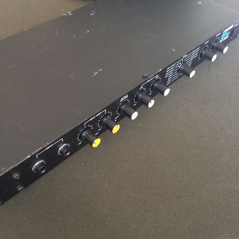 BOSS デジタルマルチエコー RE-1000 BOSS RE-1000 | ギターダー 〜工房の片隅で〜