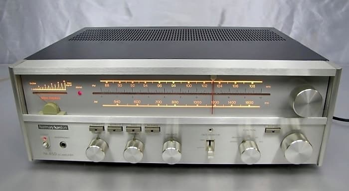 Vintage 1978 Harman Kardon top HK-450 30W/Chan Receiver