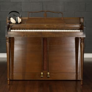 Wurlitzer 720 Electronic Piano with Vibrato in Walnut image 1