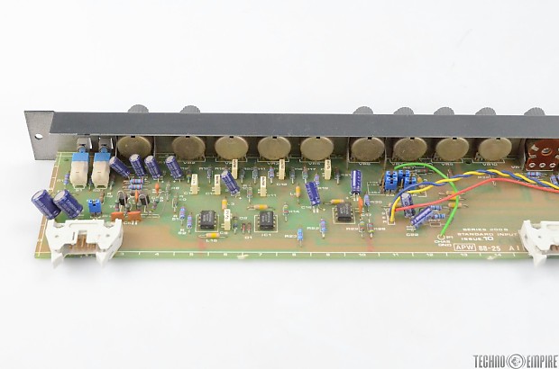SOUNDCRAFT 200B 2ch チャンネルストリップ Soundcraft 2101 & 2105 Channel Strips from Series 200B