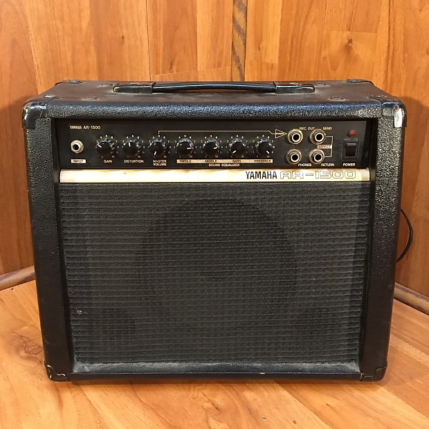 Yamaha AR-1500 Small Combo Amp | Reverb