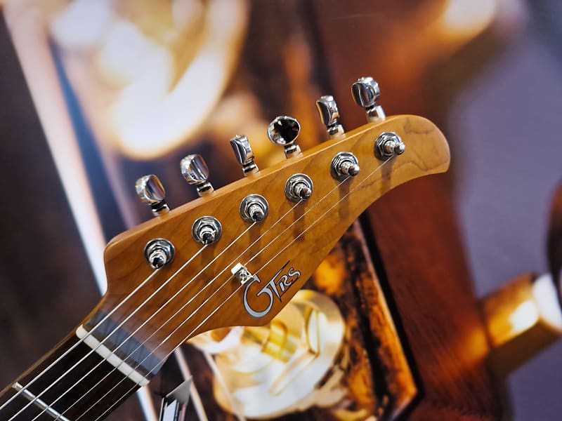 Mooer GTRS Guitars Standard 800 Intelligent Guitar (S800 Mooer GTRS Guitars Standard 800 Intelligent Guitar (S800