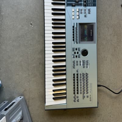 Yamaha Motif XS 6 Production Synthesizer 2000s - Gray