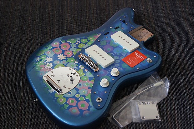 Fender Japan Ltd 2018 60s Traditional Blue Flower Jazzmaster Fender Japan Ltd 2018 60s Traditional Blue Flower Jazzmaster