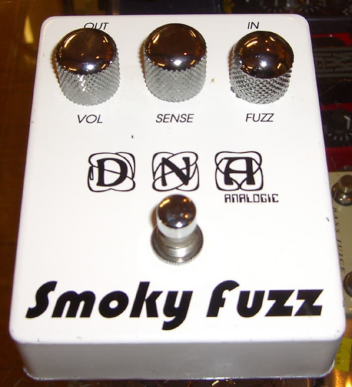 DNA ANALOGIC SF-1 SMOKY FUZZ